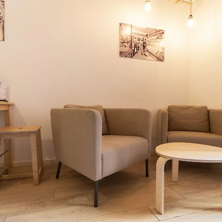 Appartamento Lovely D'azeglio By Bologna