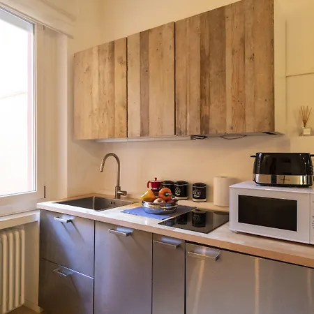 Apartment Lovely D'azeglio By *