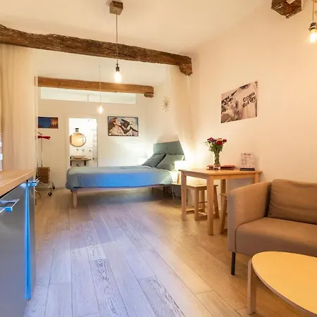 Lovely D'azeglio By Apartment *