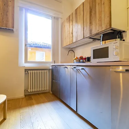 Lovely D'azeglio By * Boloňa